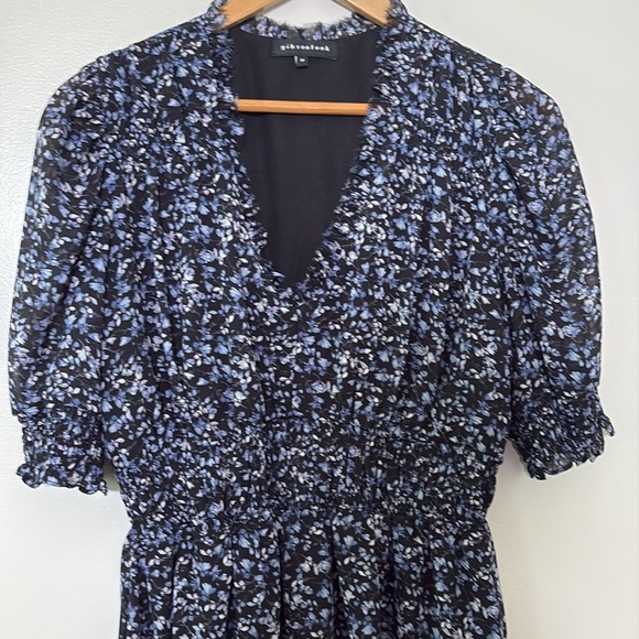 GibsonLook Everybody Dress V-Neck Ruffle Detail Blue Black Ditsy Floral Size M - Picture 4 of 14